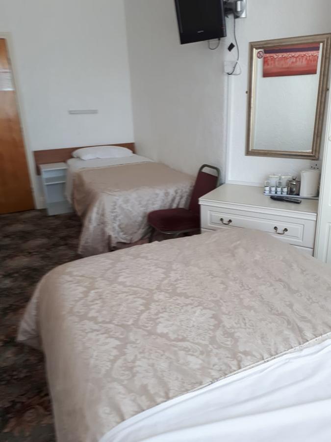 بلاكبول Delton Hotel المظهر الخارجي الصورة