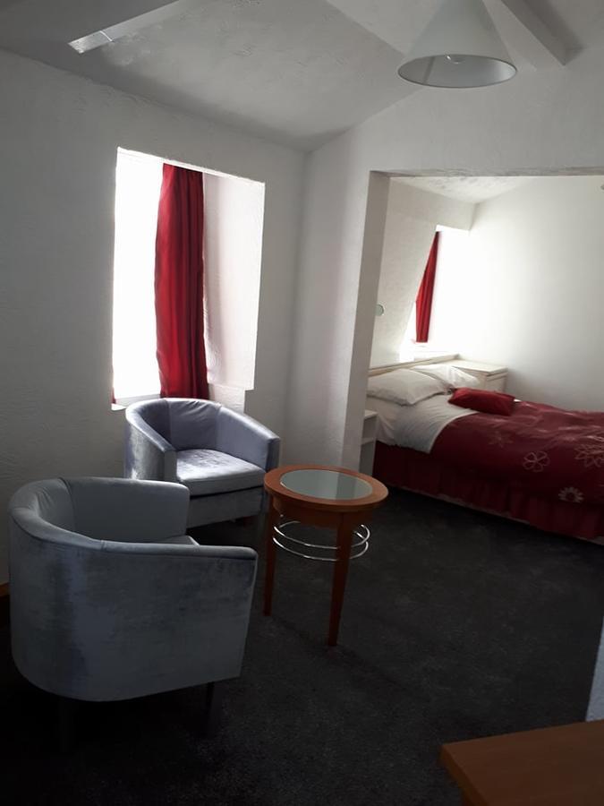 بلاكبول Delton Hotel المظهر الخارجي الصورة