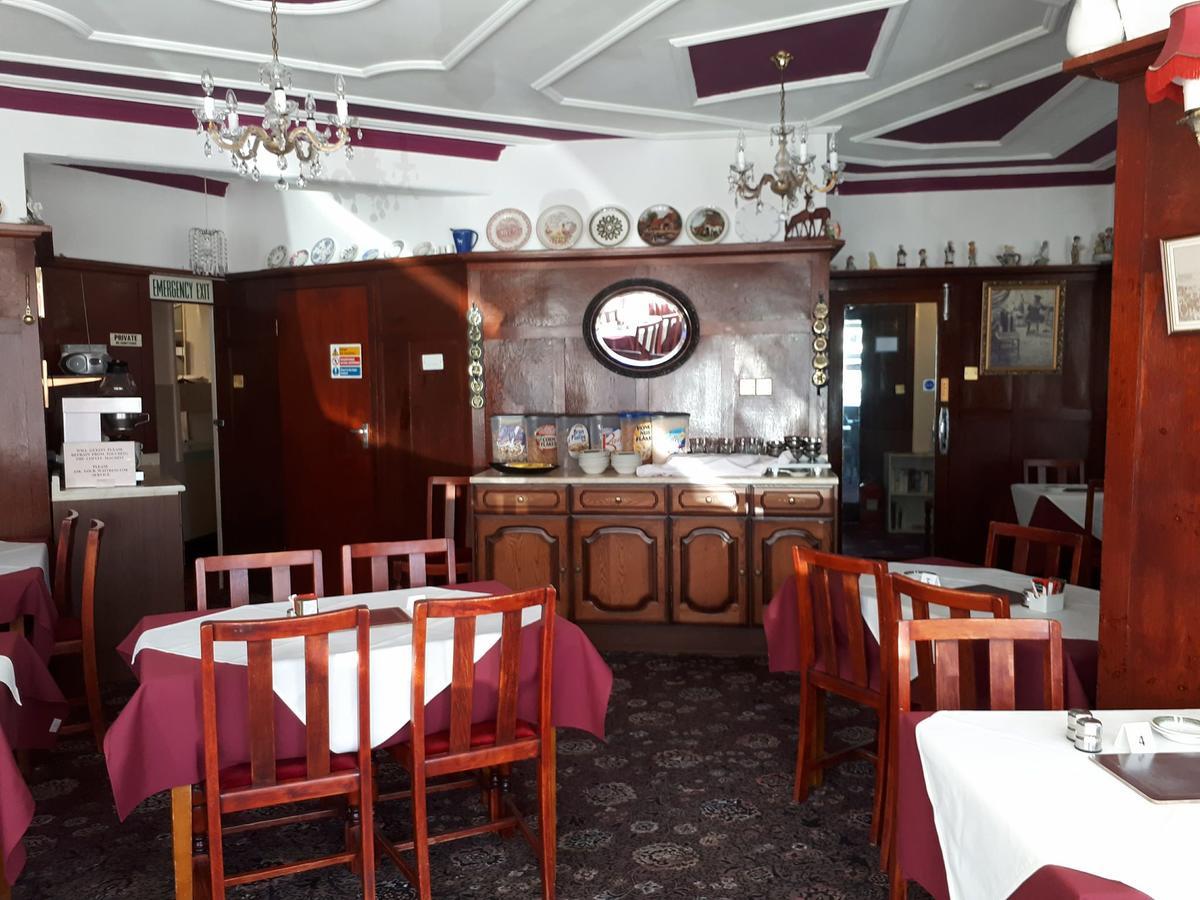 بلاكبول Delton Hotel المظهر الخارجي الصورة